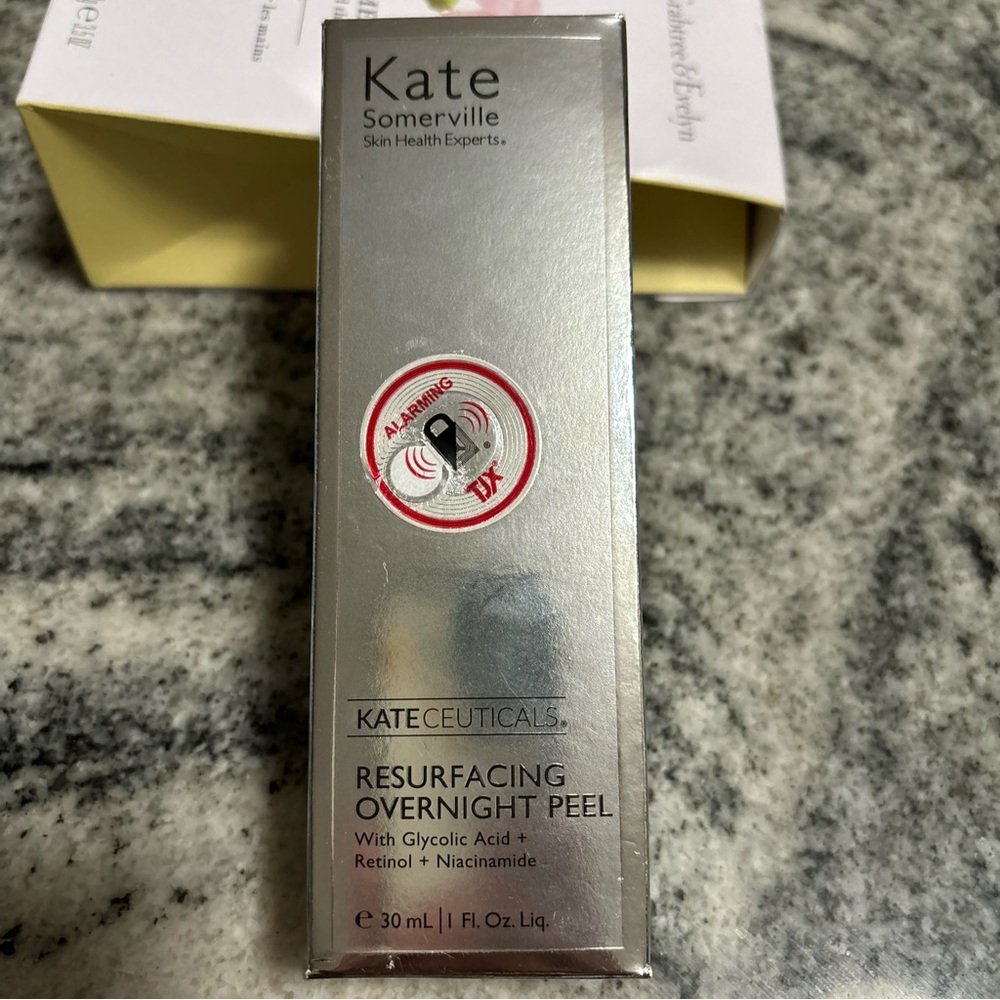 Kate Somerville KateCeuticals Resurfacing Overnight Peel 1 fl. oz.